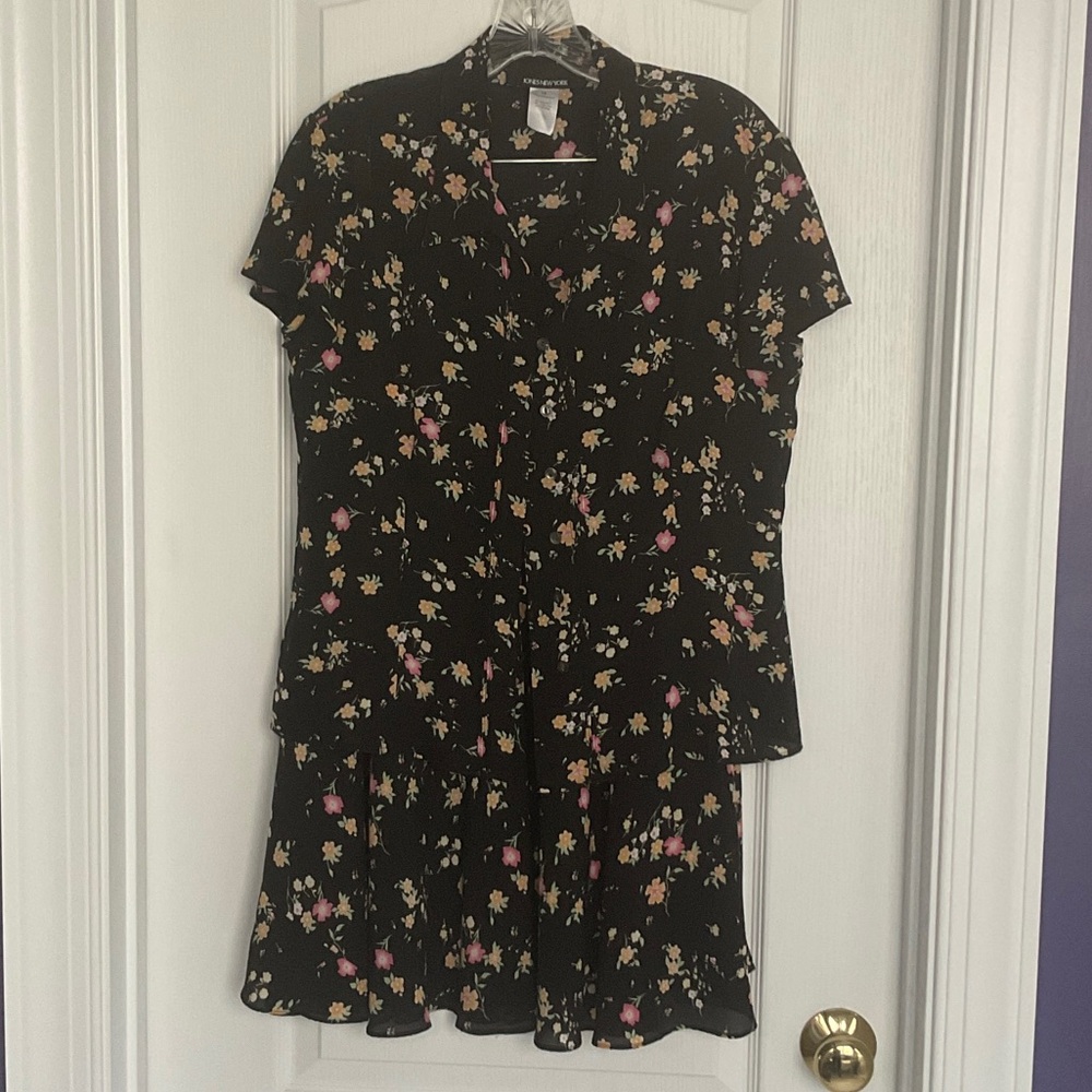 Jones New York Black Floral Skirt Set